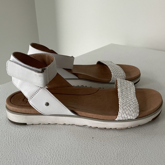 UGG Laddie Ankle Strap Sandals - Picture 2 of 3
